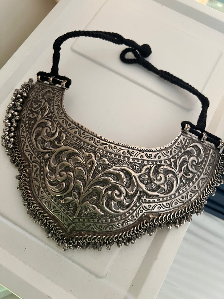 Exquisite Brass Necklace - Premium Quality Craftsmanship