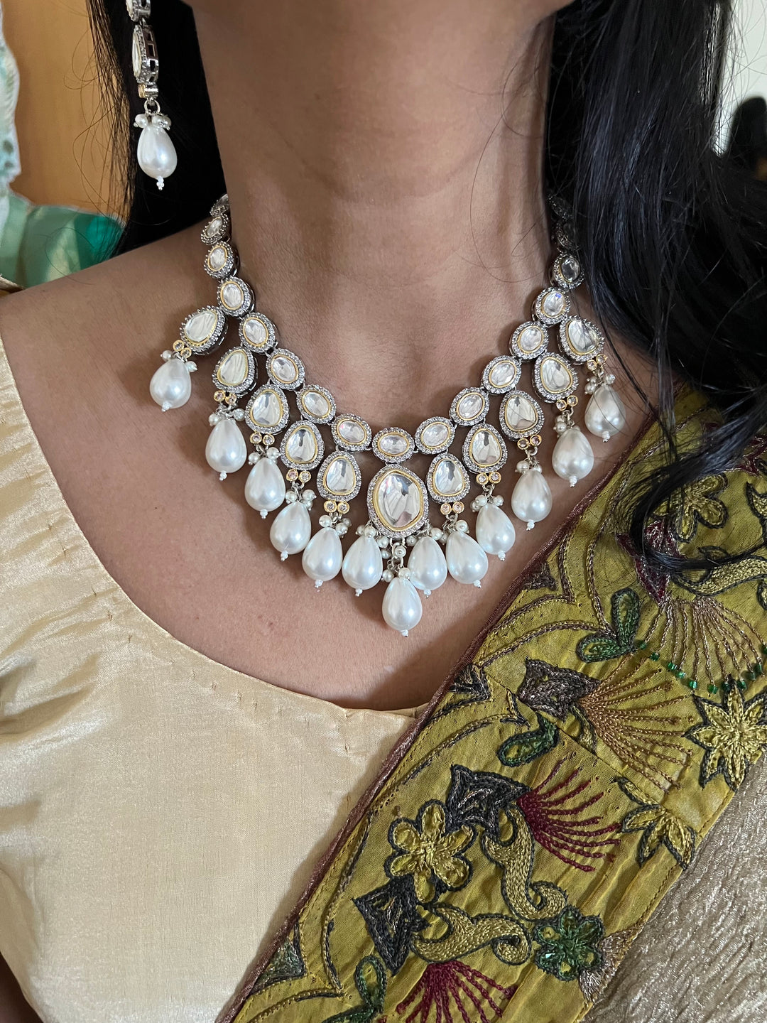 Victorian Kundan and Pearls Necklace with Earrings