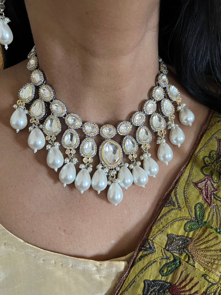 Victorian Kundan and Pearls Necklace with Earrings