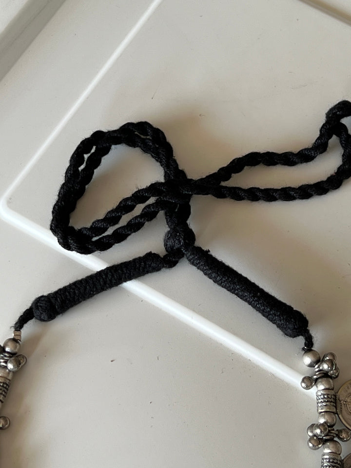 Antique Pendant Coin Necklace - Elevate Your Elegance