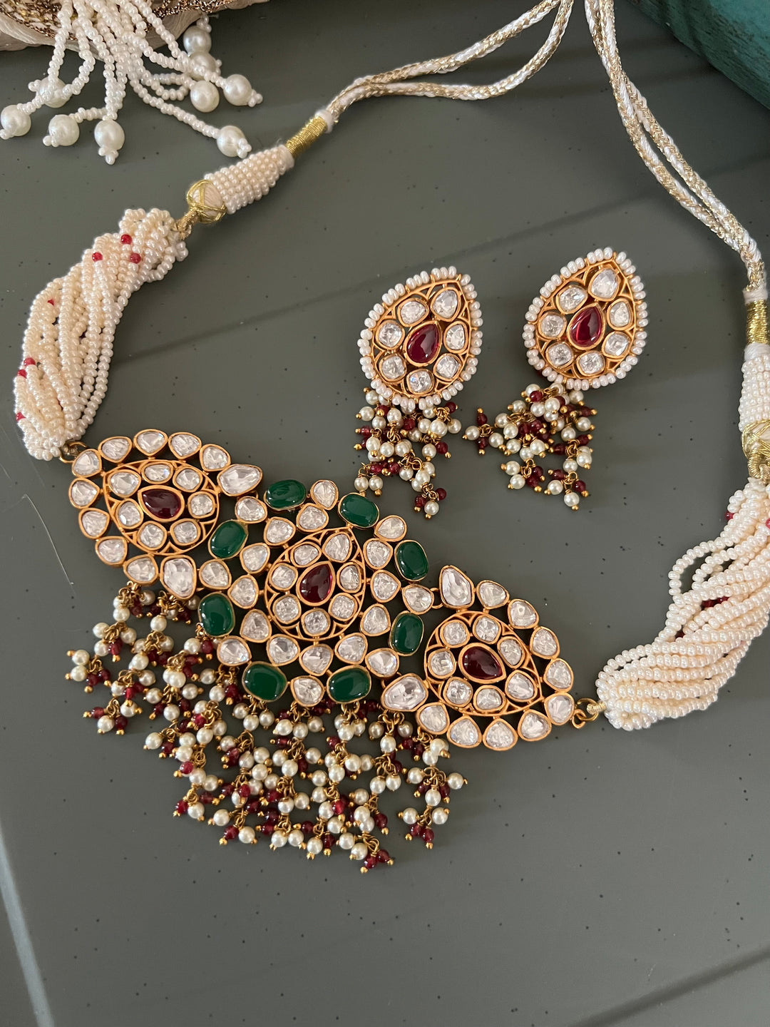 Scintillating Navratna Kundan Choker with Earrings