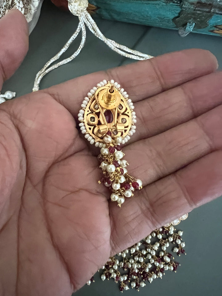 Scintillating Navratna Kundan Choker with Earrings