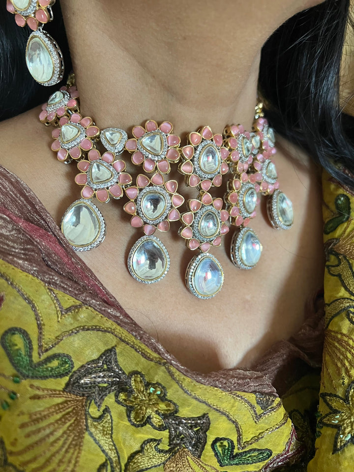 Victorian Necklace with Earrings and Mang tikka / Indian Jewlery