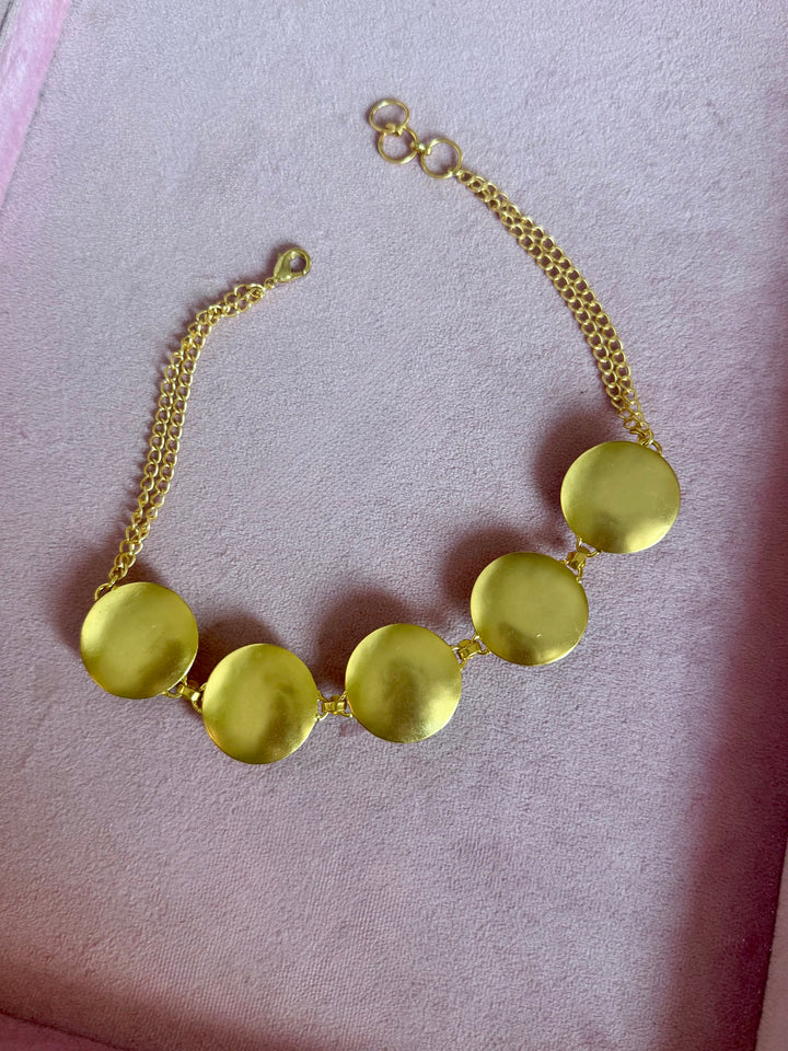 Prehnite Pod Gold-Tone Choker Necklace
