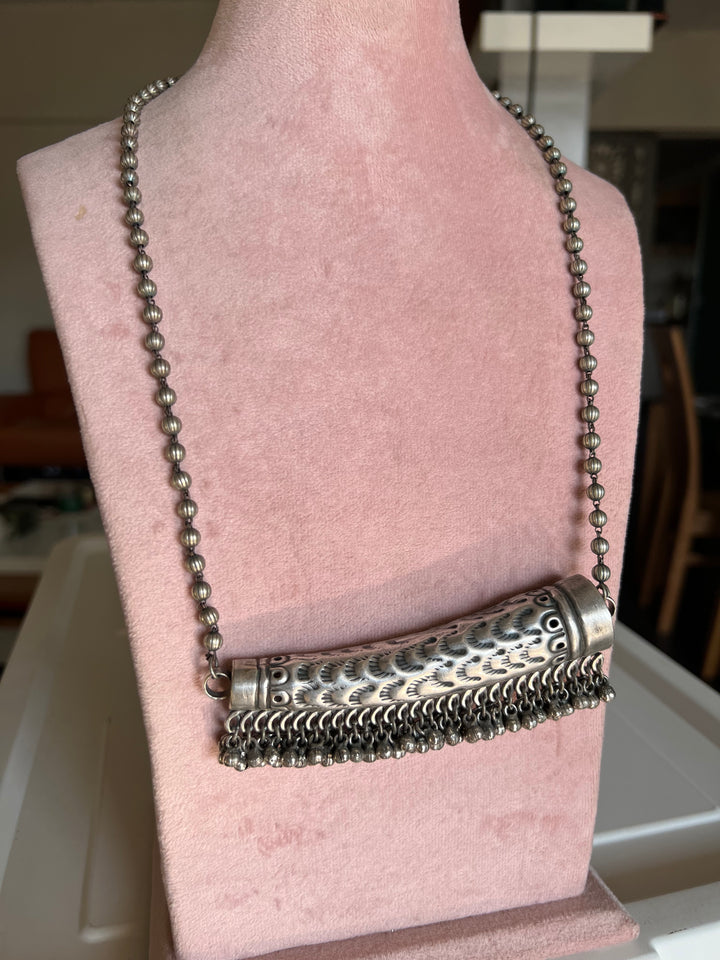 Antique Necklace - Elevate Your Elegance