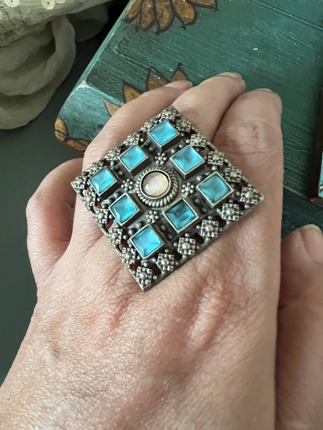 Antique Stone Ring - A Touch of Timeless Beauty
