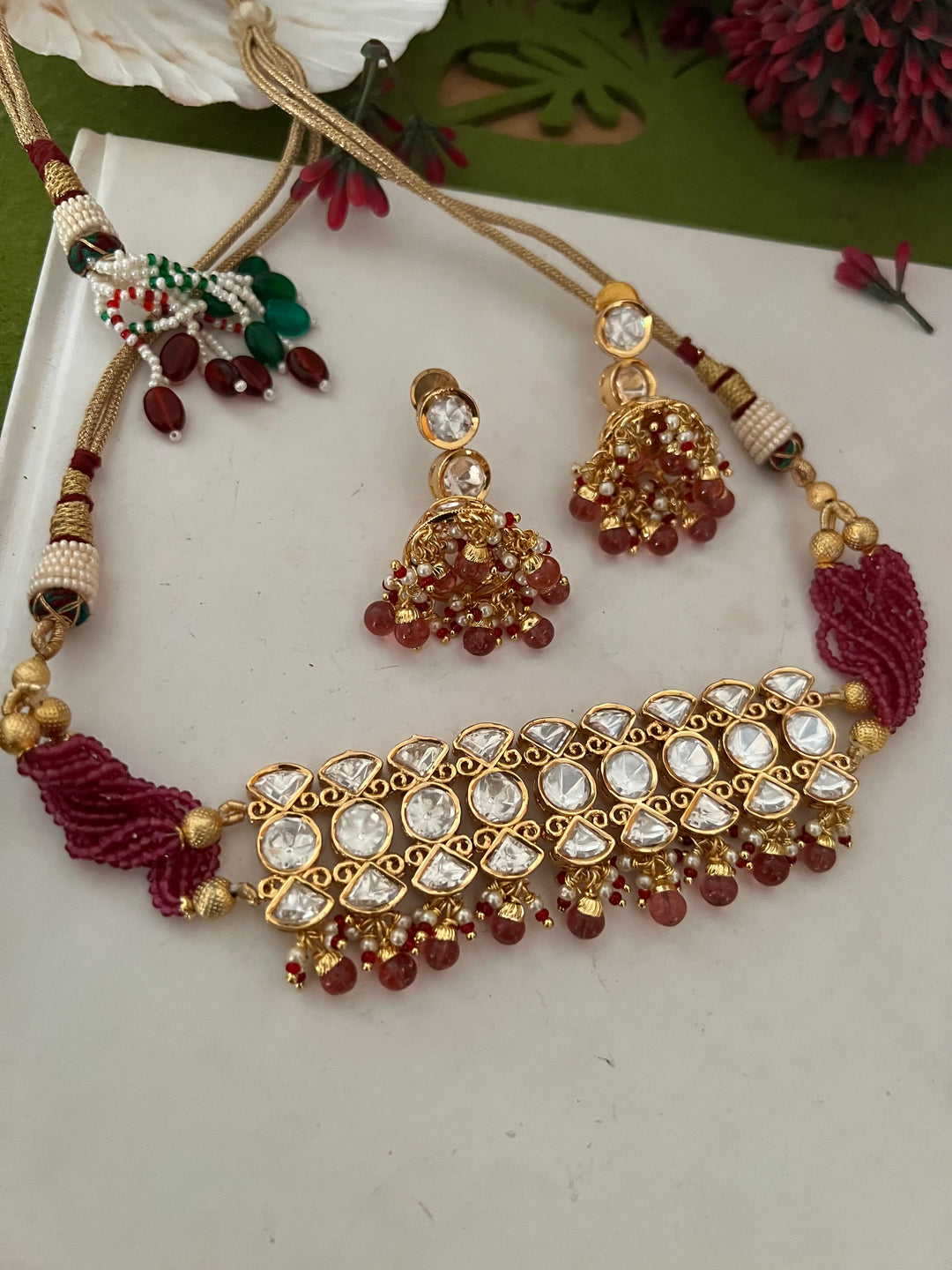 Scintillating Kundan Choker with Earrings