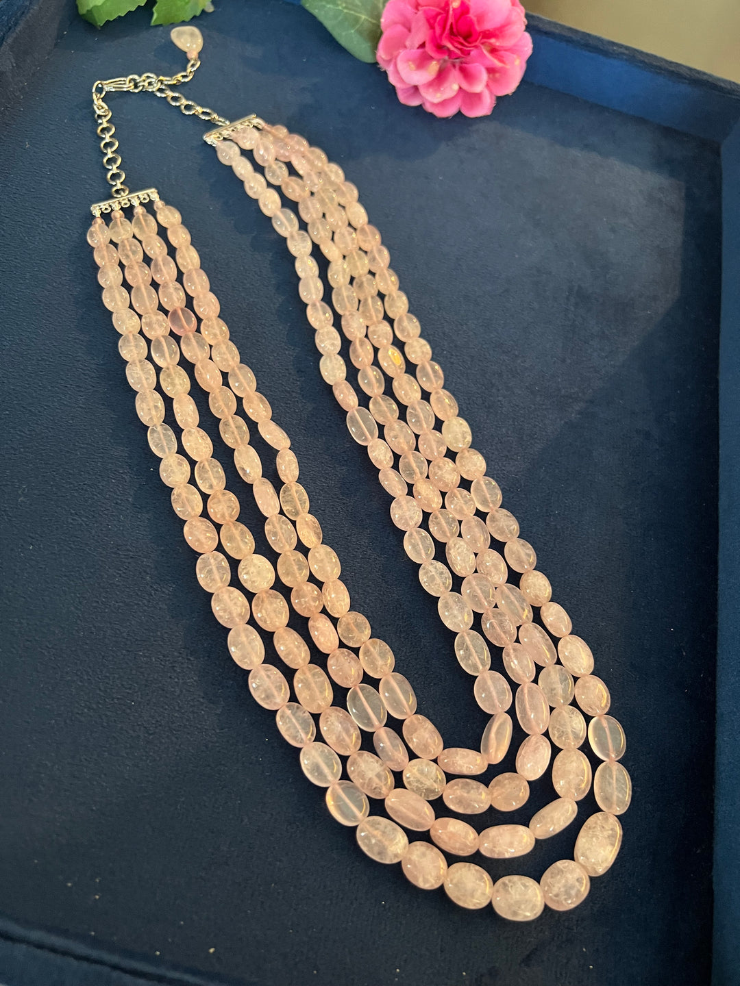 Handcrafted Rose Quartz Necklace: Elegance and Love