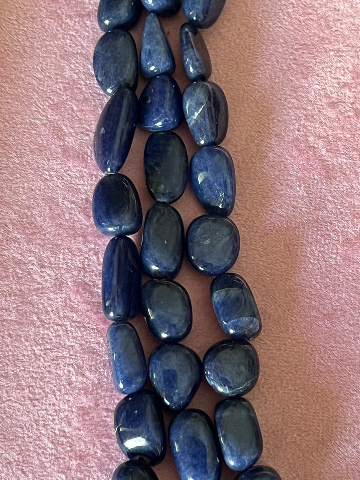 Artisan-Crafted Lapis Lazuli Necklace: Regal Elegance from Sri Lanka