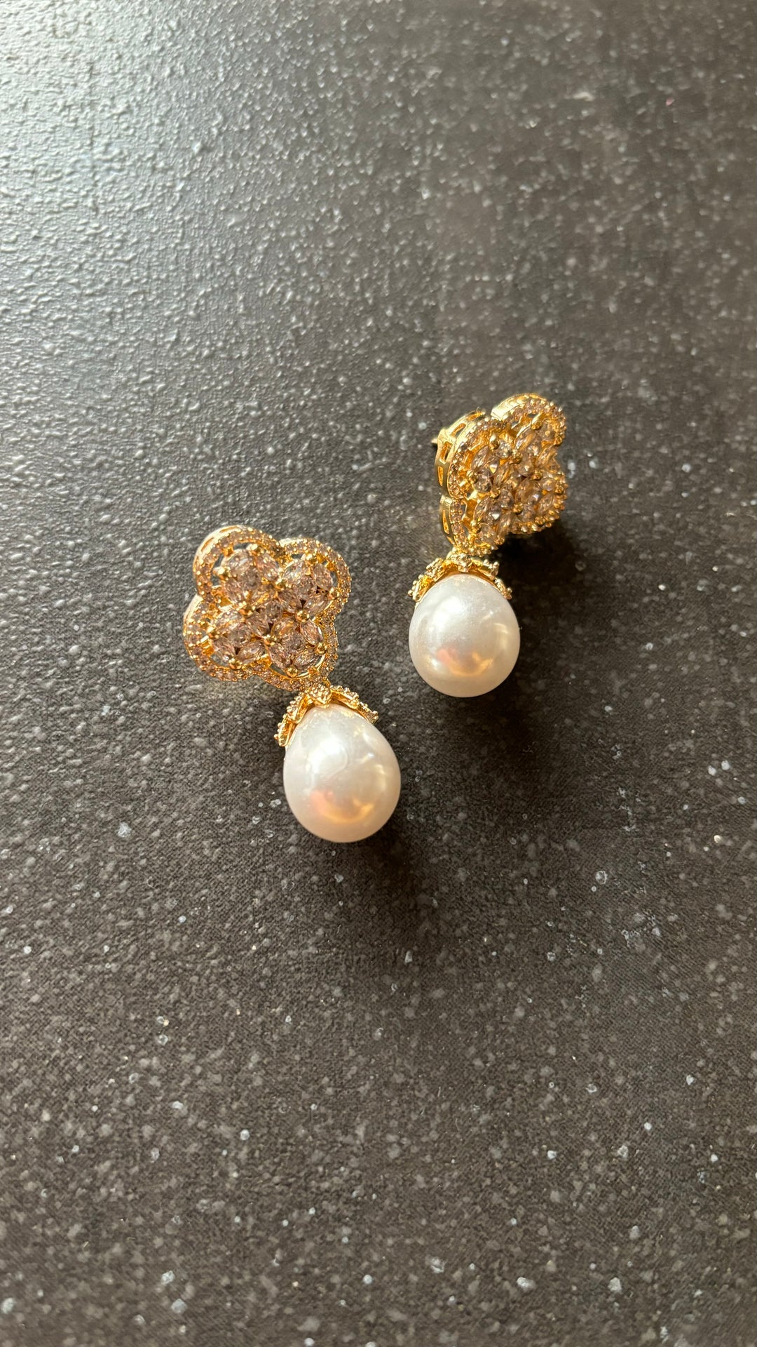 Elegant Earrings - Premium Quality, Exquisite Craftsmanship