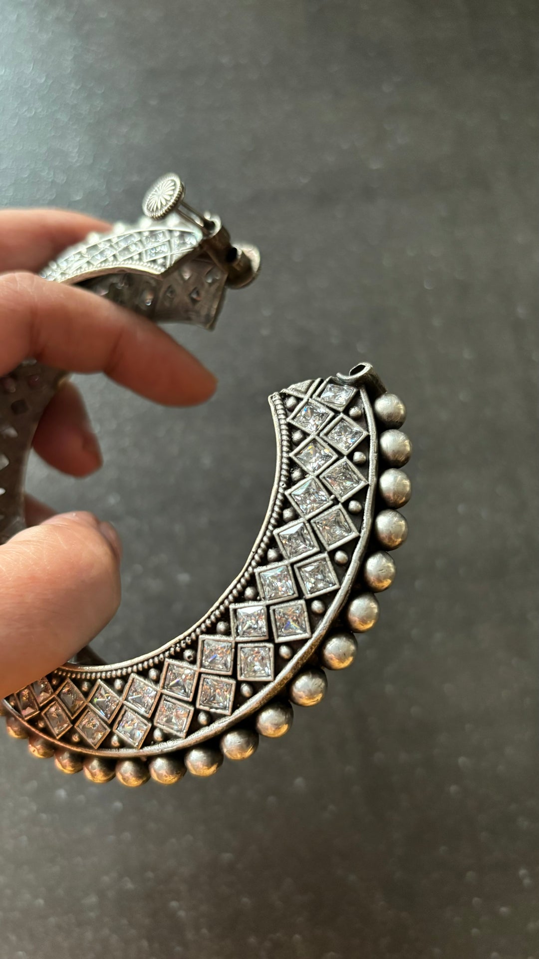 Antique Pacheli Kada