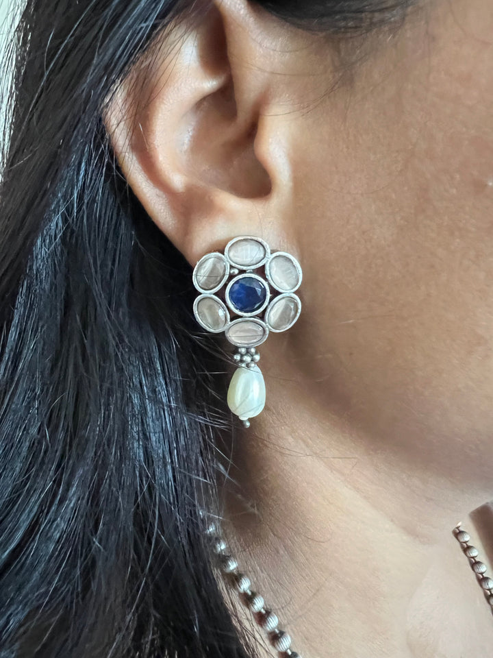 SHIVKA Fusion Necklace with Earrings