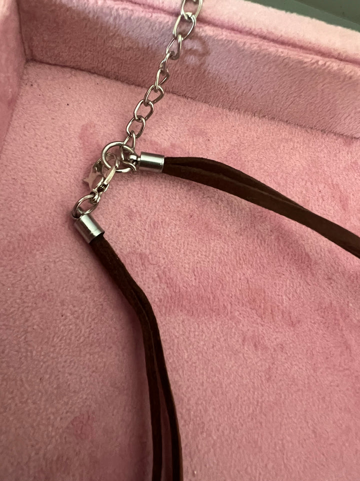 Elegance in Beads: Resortwear & Beach-Ready Necklace