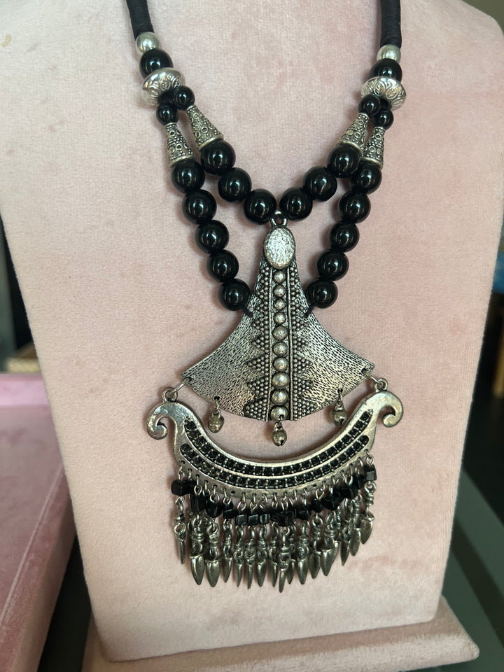 Tribal Tasseled Pendant Necklace: Uniquely Yours