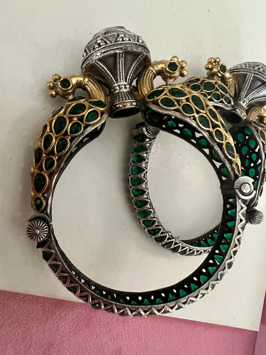 Vintage Twin Peacock Bangle: Timeless Elegance