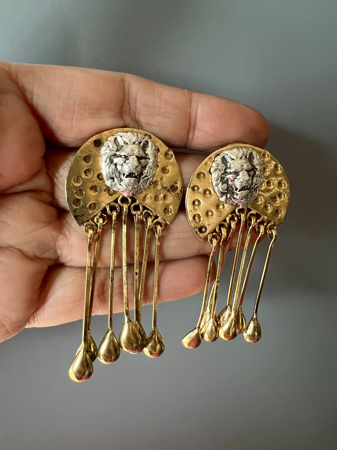 Elegant Earrings - Premium Quality, Exquisite Craftsmanship