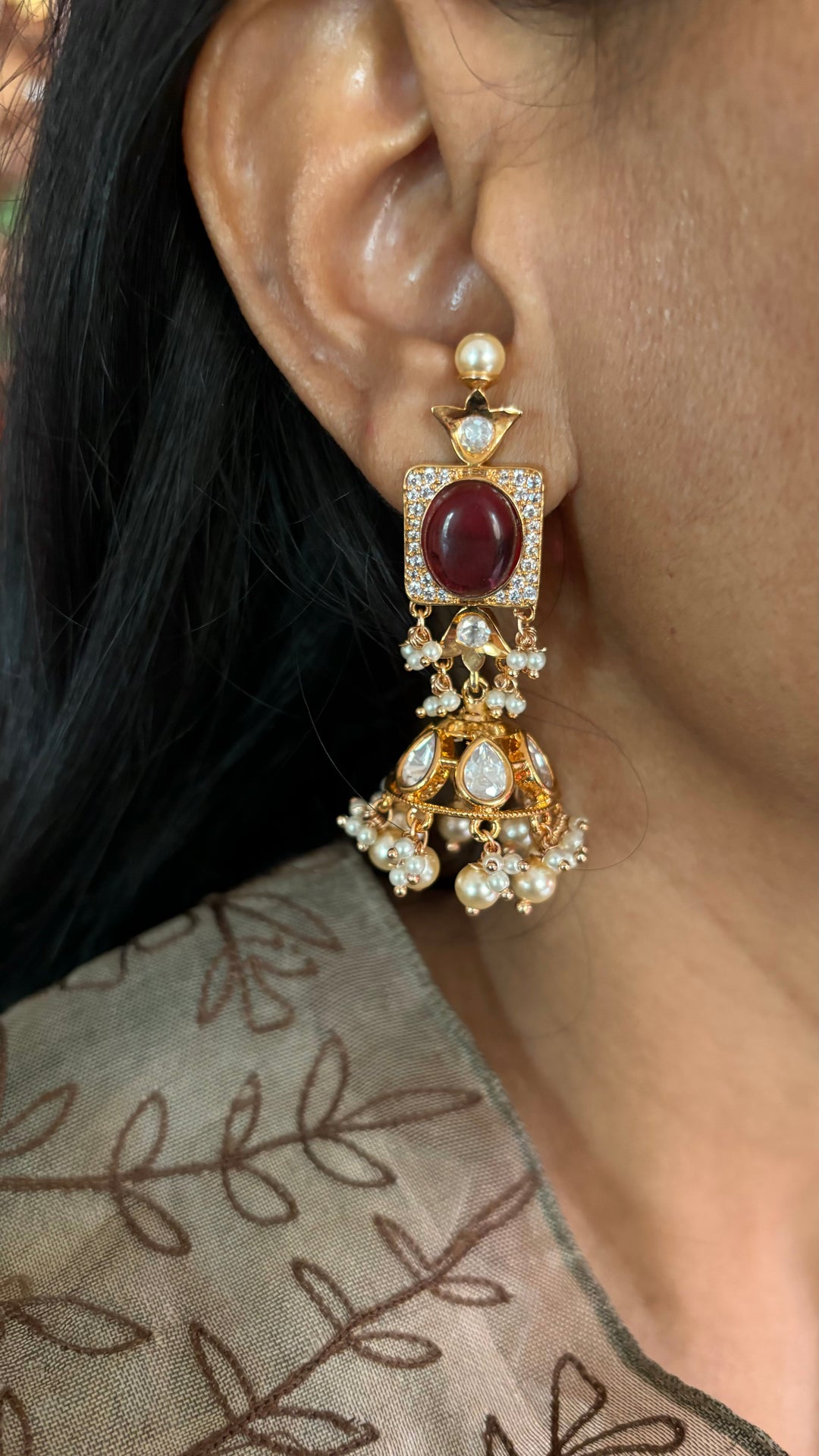 Elegant Earrings - Premium Quality, Exquisite Craftsmanship