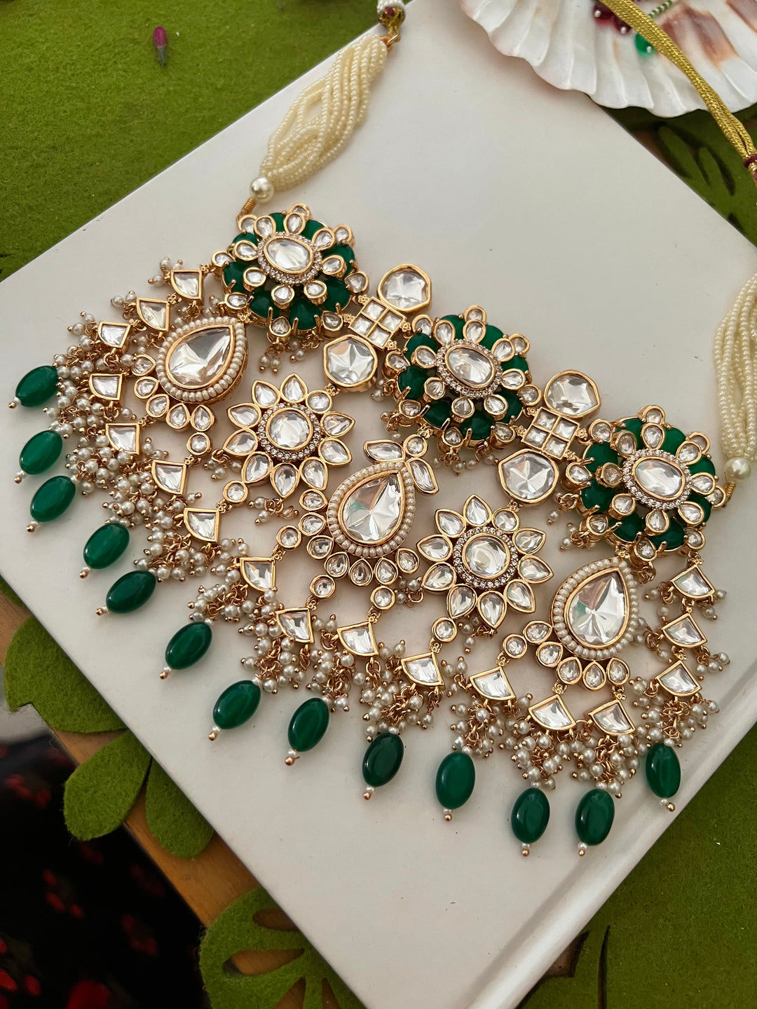 Bikaneri Kundan Choker Necklace with Earrings