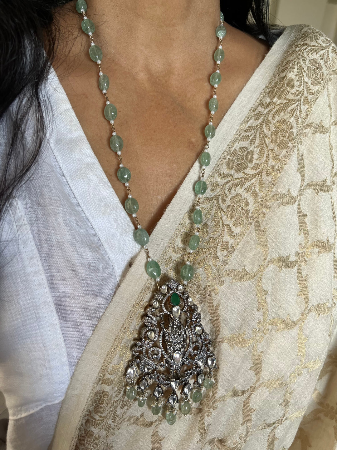 Victorian Pendant Necklace with Jhumka Earrings