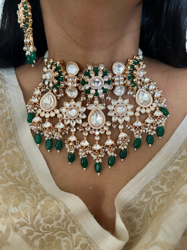 Bikaneri Kundan Choker Necklace with Earrings