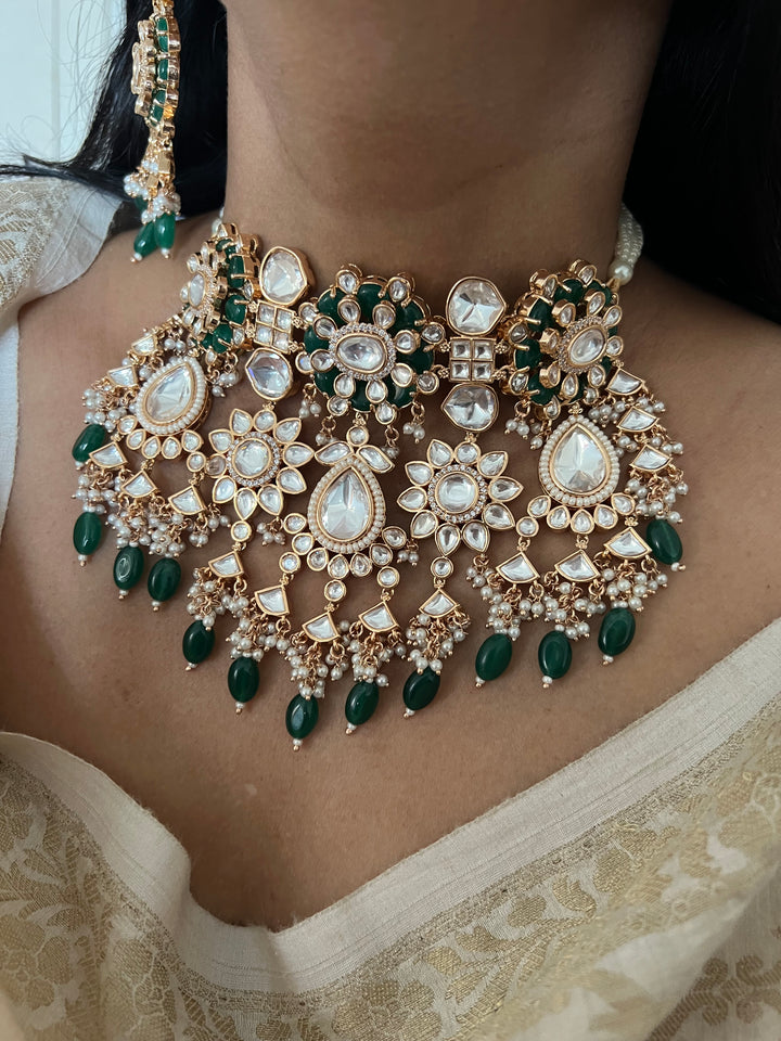 Bikaneri Kundan Choker Necklace with Earrings