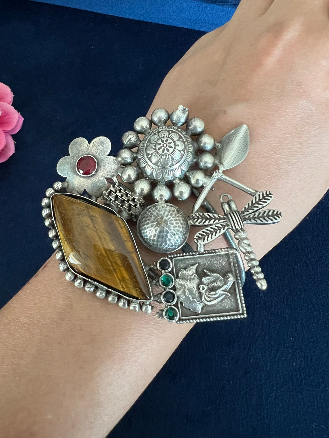 Elegant Fusion Handcuff - Premium Brass & Stone Craftsmanship