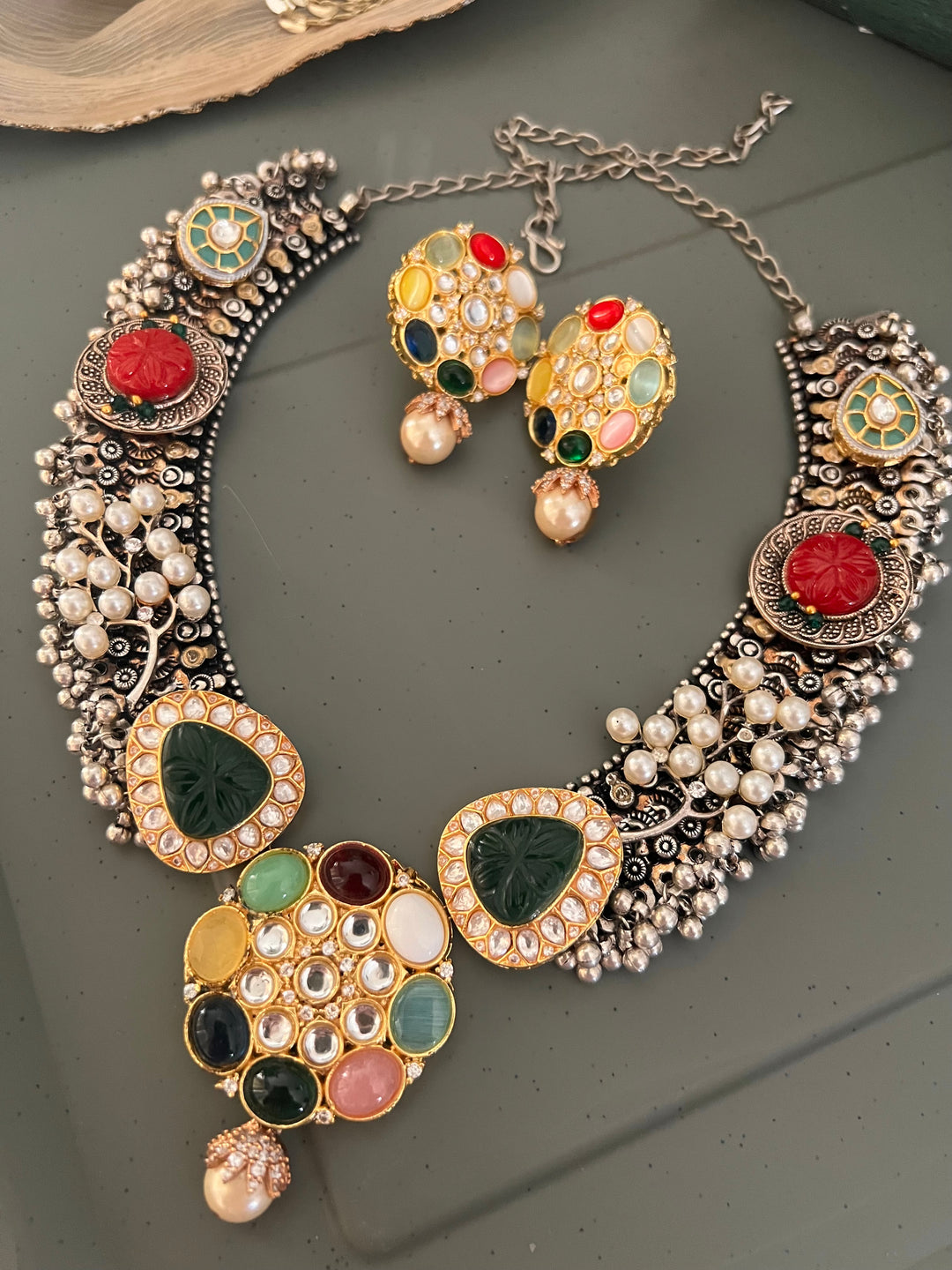 Elegant Necklace Set - Unmatched Quality and Style