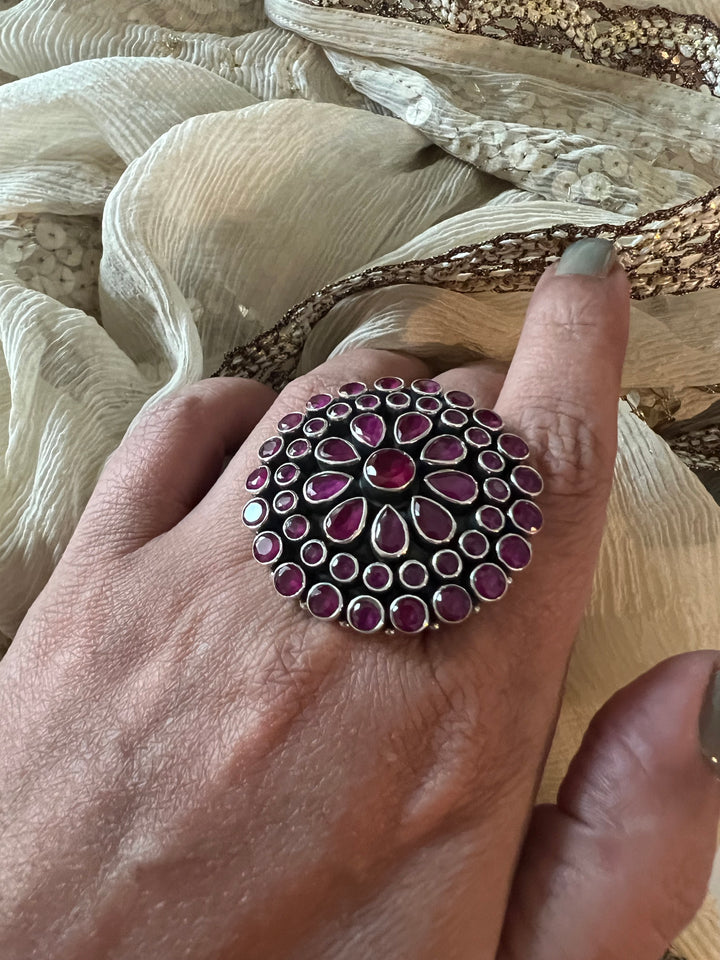 Classic Pure 925 Silver Ring - A Touch of Timeless Beauty