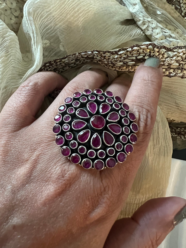 Classic Pure 925 Silver Ring - A Touch of Timeless Beauty