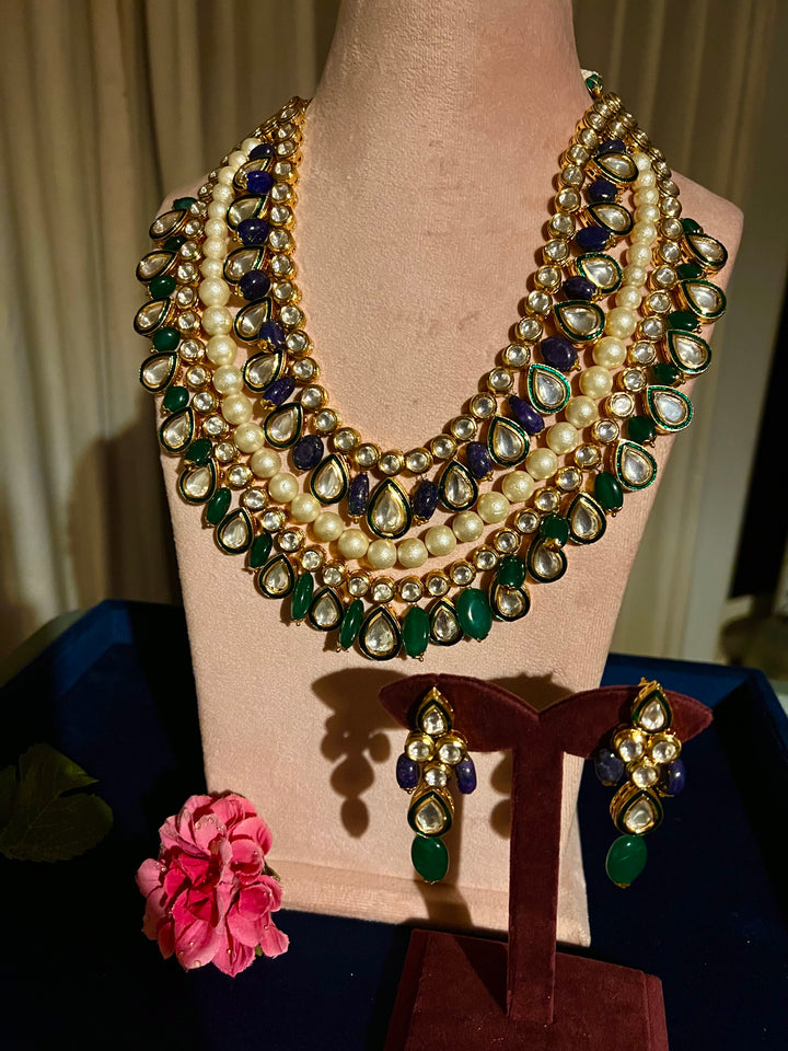 Elegant Kundan Necklace Set - Dazzle at Weddings and Festive Affairs
