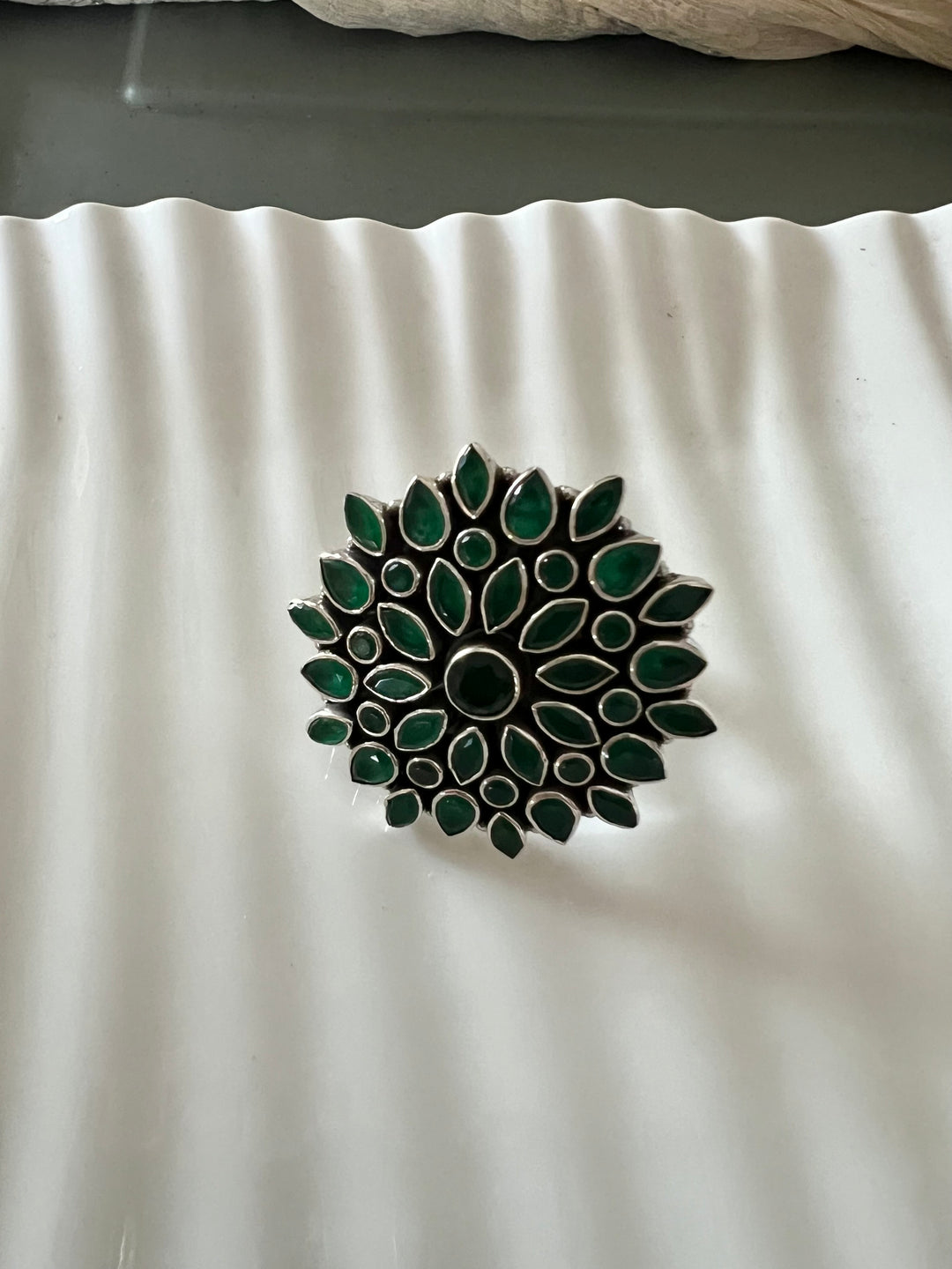 Classic Pure 925 Silver Ring - A Touch of Timeless Beauty