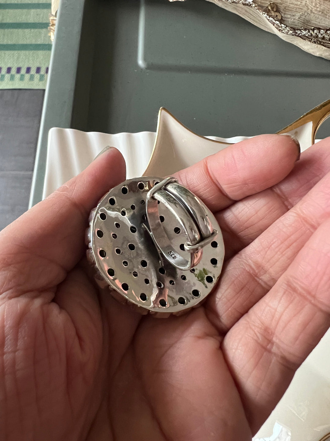 Classic Pure 925 Silver Ring - A Touch of Timeless Beauty