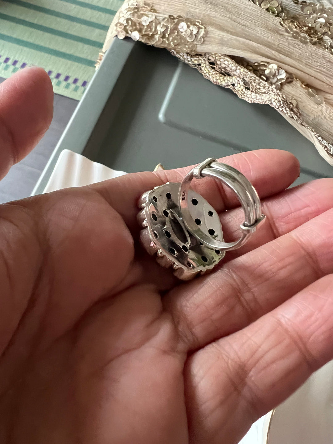 Classic Pure 925 Silver Ring - A Touch of Timeless Beauty