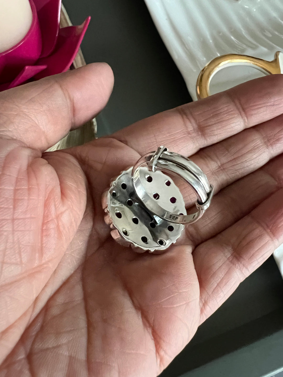 Classic Pure 925 Silver Ring - A Touch of Timeless Beauty