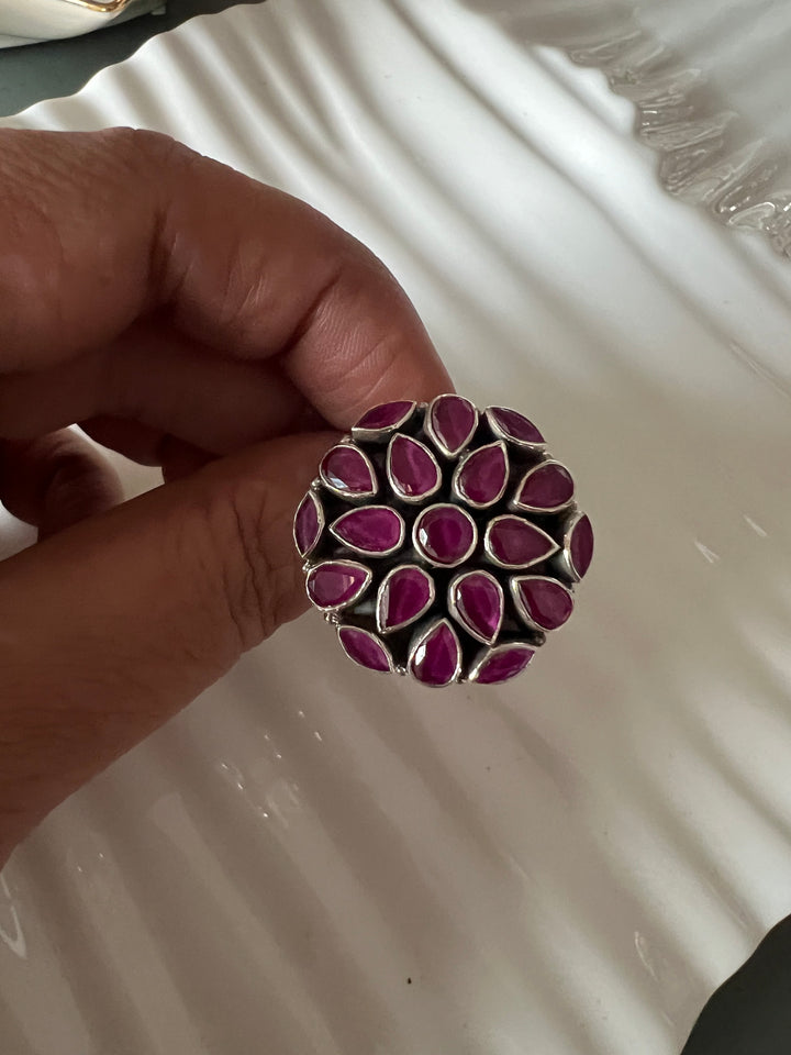 Classic Pure 925 Silver Ring - A Touch of Timeless Beauty