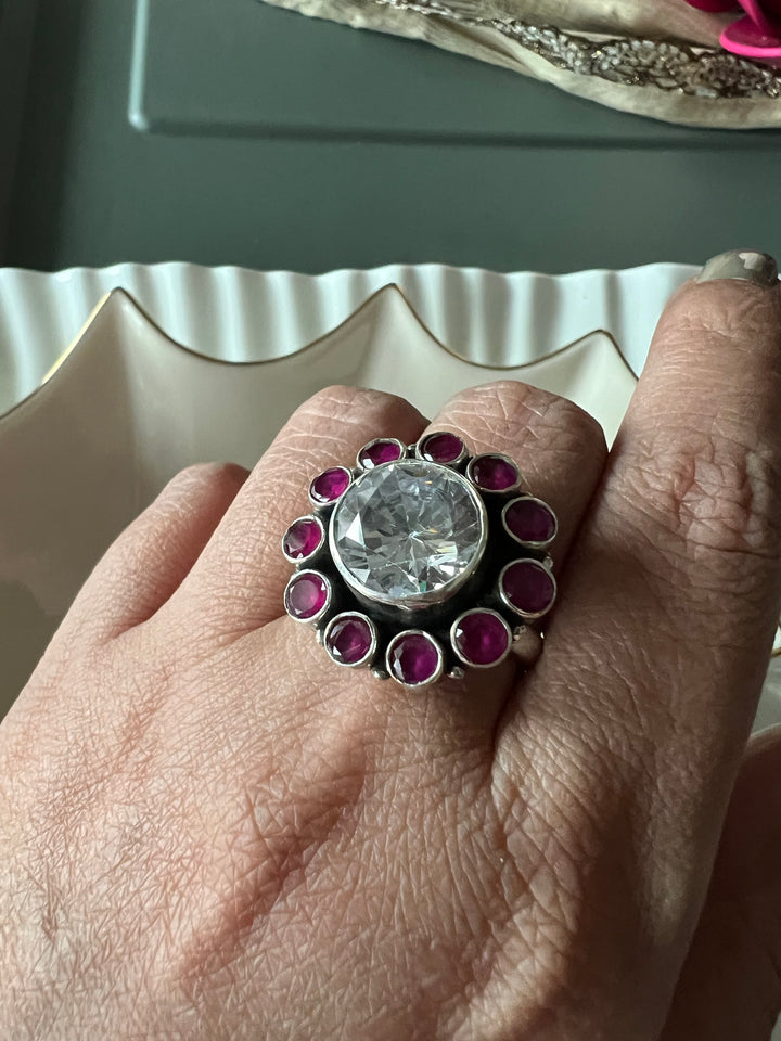 Classic Pure 925 Silver Ring - A Touch of Timeless Beauty