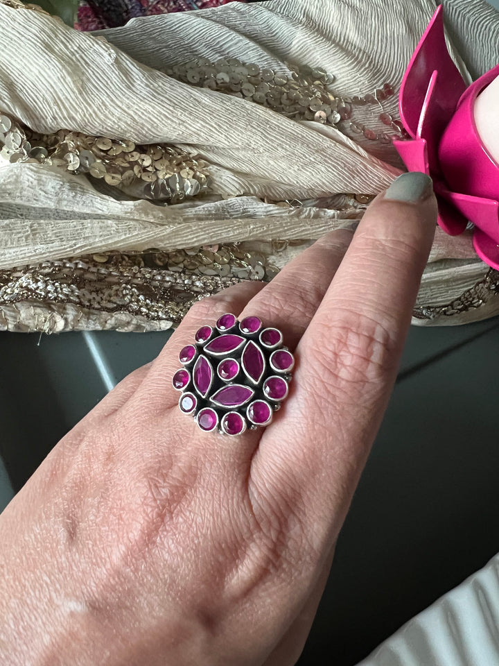 Classic Pure 925 Silver Ring - A Touch of Timeless Beauty