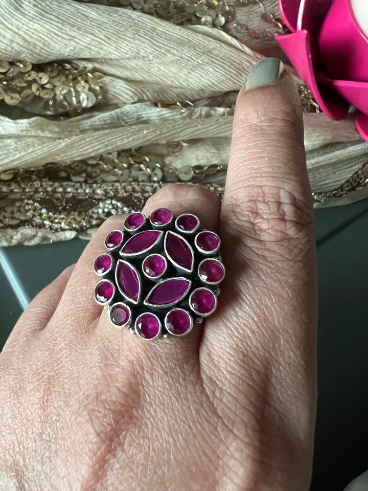 Classic Pure 925 Silver Ring - A Touch of Timeless Beauty