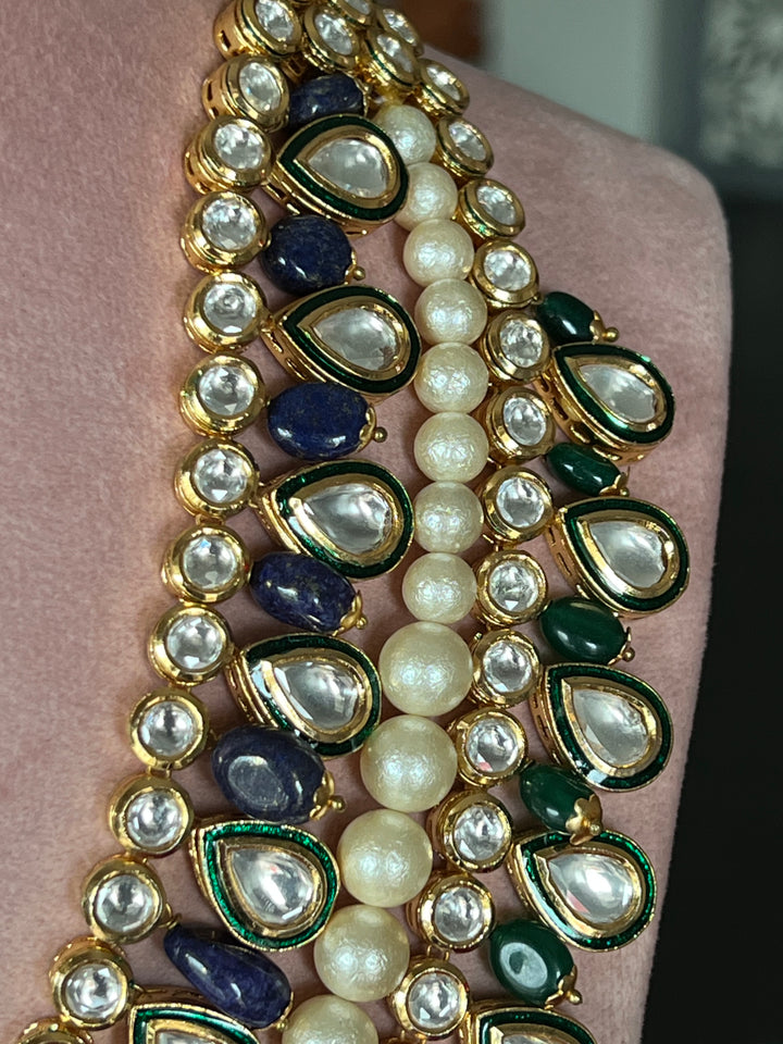 Elegant Kundan Necklace Set - Dazzle at Weddings and Festive Affairs