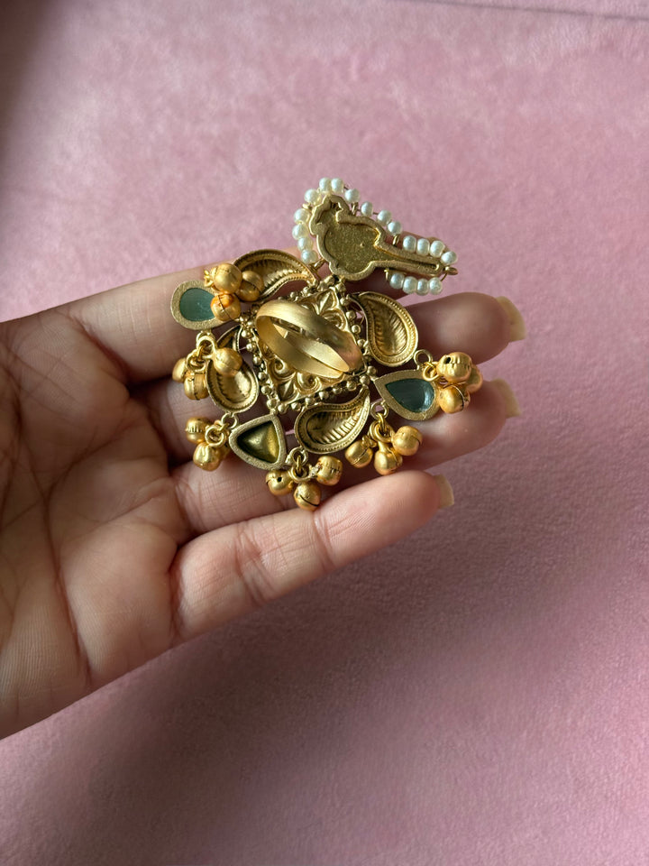 Gold-Tone Bird Motif Ghungroo Haathphool Ring