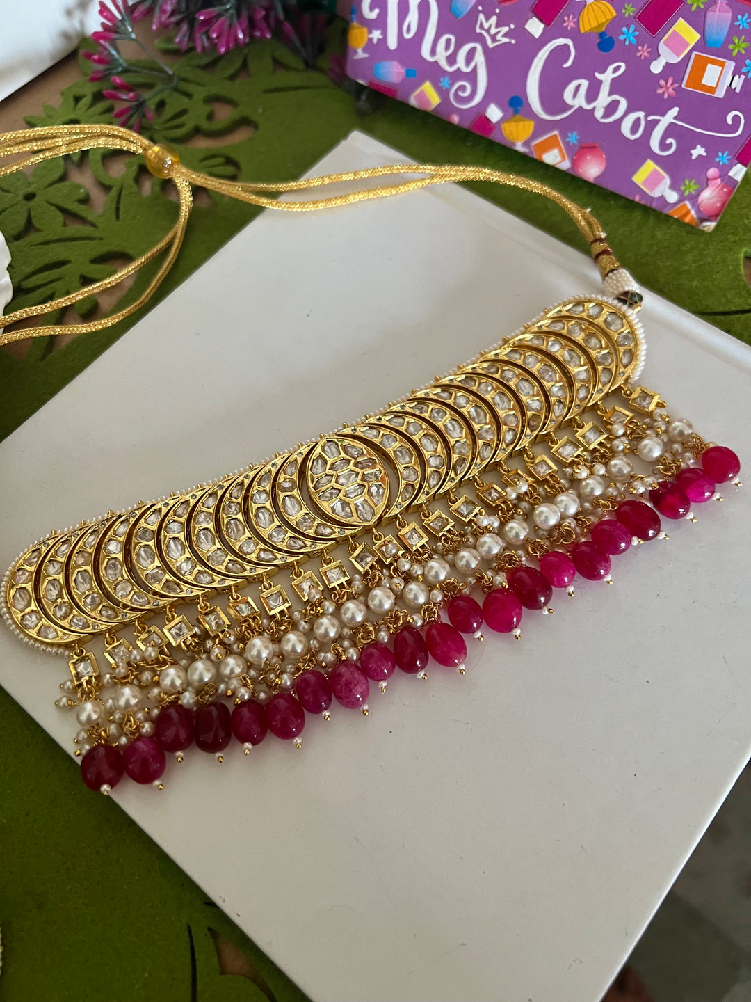 Scintillating Kundan Choker with Earrings