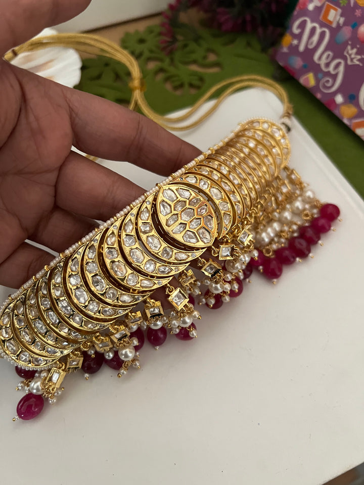 Scintillating Kundan Choker with Earrings