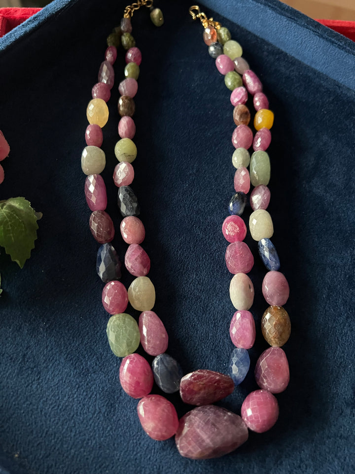 Handcrafted Multicolored Gemstone Necklace: A Tapestry of Elegance