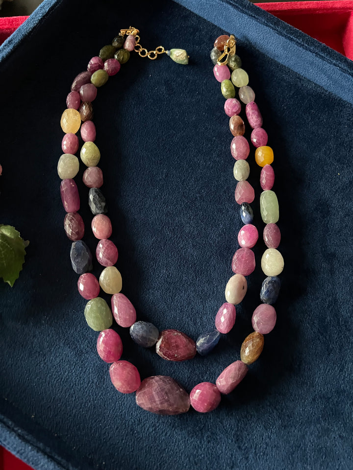 Handcrafted Multicolored Gemstone Necklace: A Tapestry of Elegance