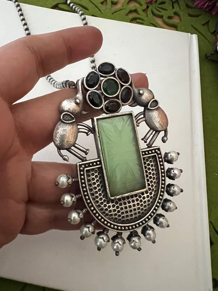 SHIVKA Fusion Necklace with Earrings