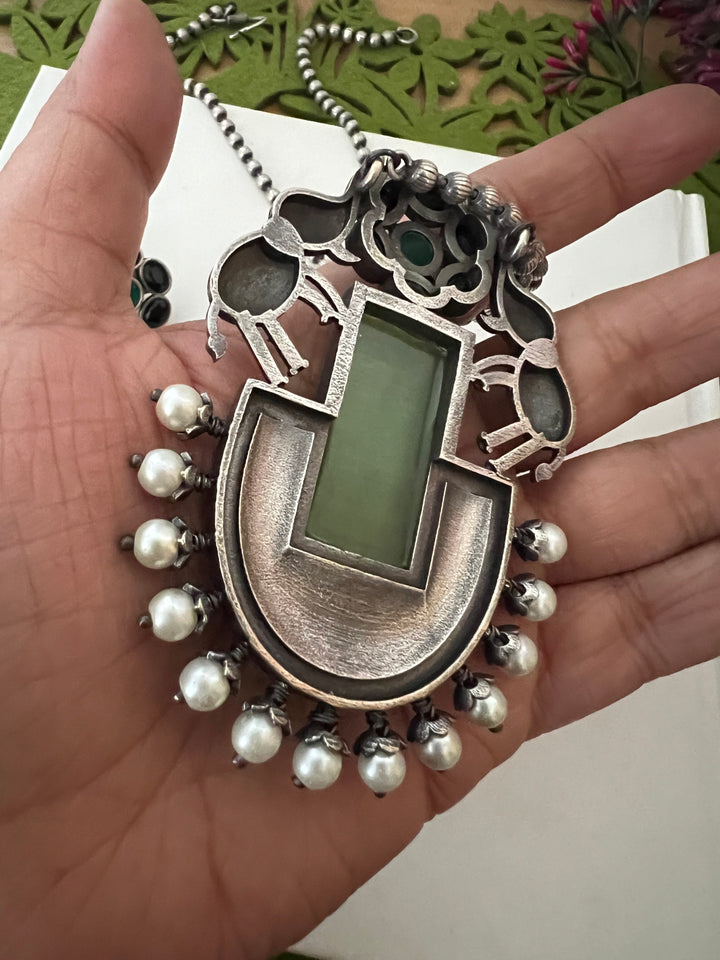 SHIVKA Fusion Necklace with Earrings