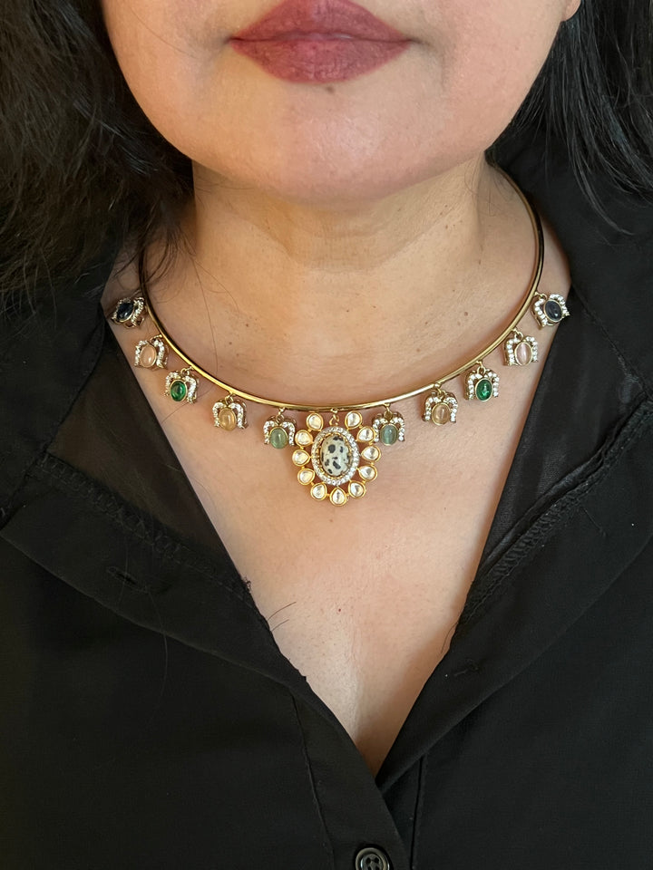 Elegant Hasli Necklace Set - Unmatched Quality and Style