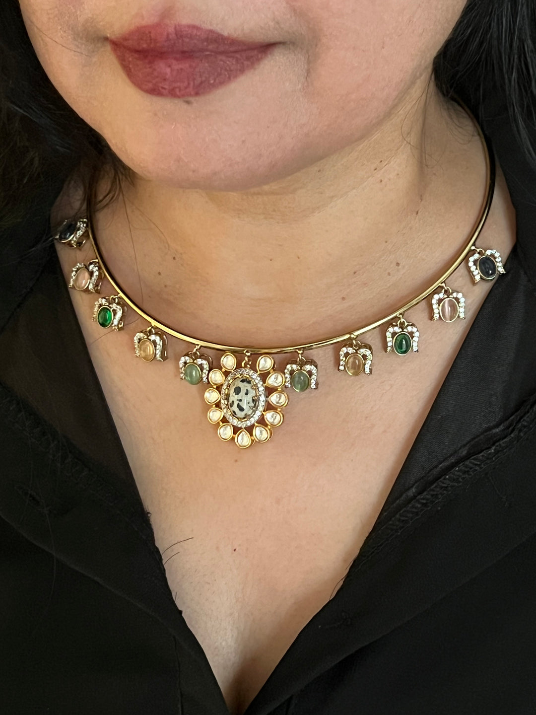 Elegant Hasli Necklace Set - Unmatched Quality and Style