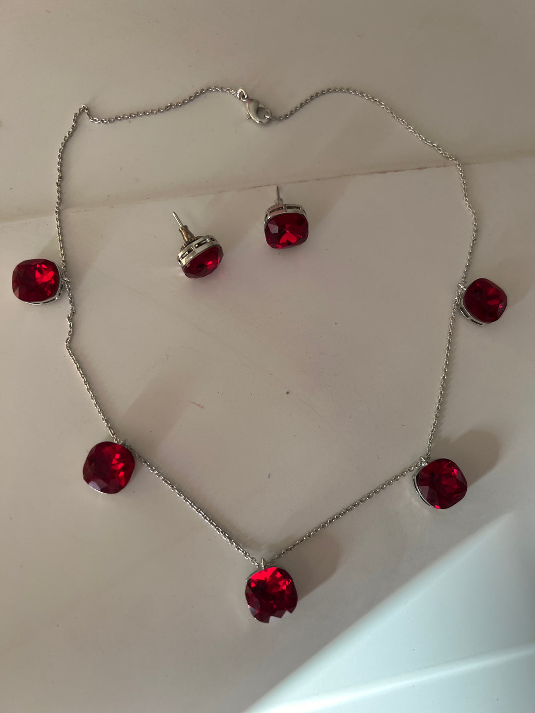 Elegant Ruby Necklace Set - Unmatched Quality and Style