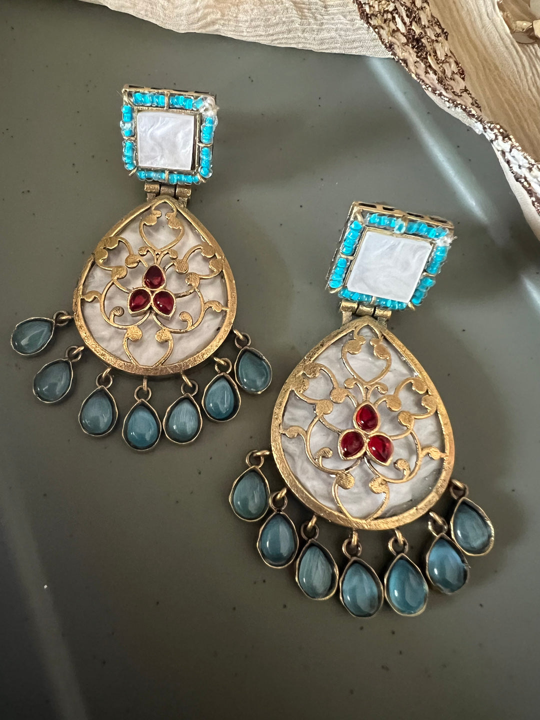 Elegant Earrings - Premium Quality, Exquisite Craftsmanship